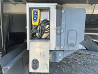 UDトラックスコンドル冷凍車（冷蔵車）小型（2t・3t）[写真16]