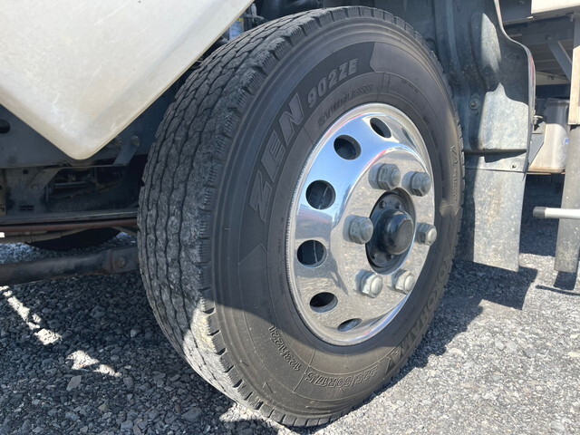 UDトラックスコンドル冷凍車（冷蔵車）小型（2t・3t）[写真24]