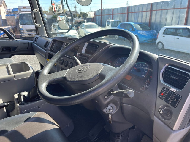 UDトラックスコンドル冷凍車（冷蔵車）小型（2t・3t）[写真31]