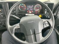 いすゞギガトレーラーヘッド（トラクターヘッド）大型（10t）[写真33]