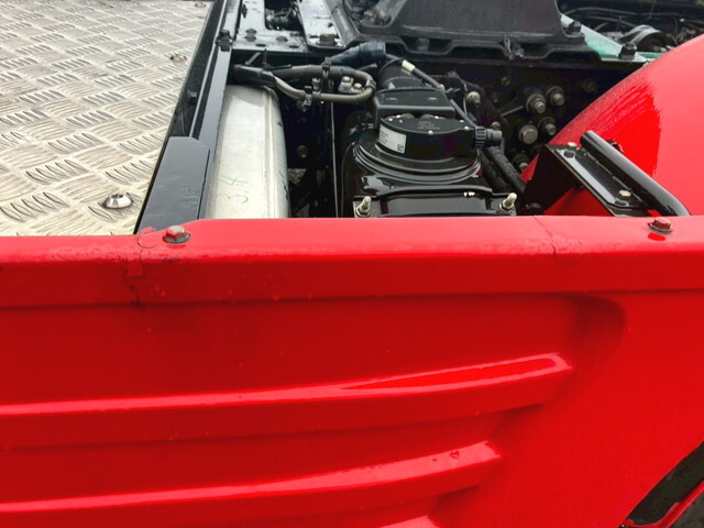 いすゞギガトレーラーヘッド（トラクターヘッド）大型（10t）[写真40]