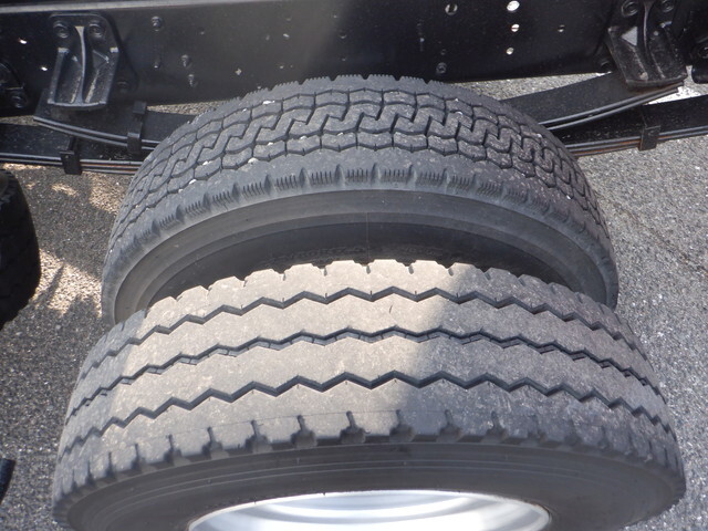 いすゞフォワード深ダンプ（土砂禁ダンプ）中型（4t）[写真17]