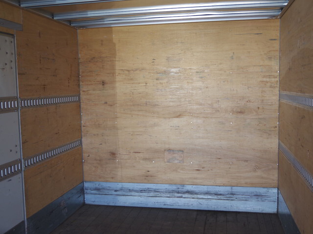 日野レンジャーアルミバン中型（4t）[写真12]