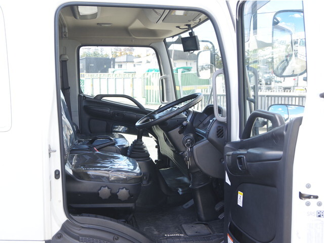 日野レンジャーアルミバン中型（4t）[写真33]