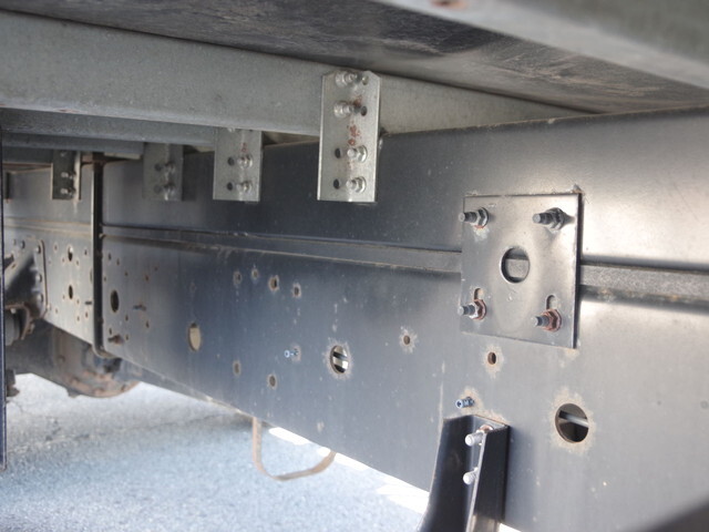 日野レンジャーアルミバン中型（4t）[写真07]