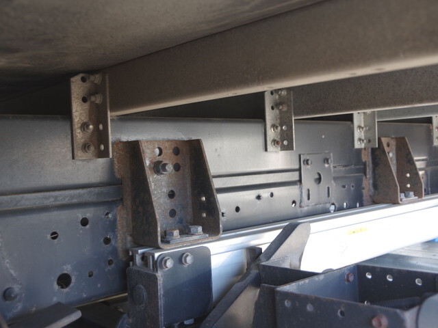 日野レンジャーアルミバン中型（4t）[写真08]