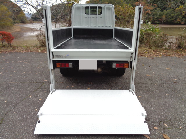 日産アトラス平ボディ小型（2t・3t）[写真12]