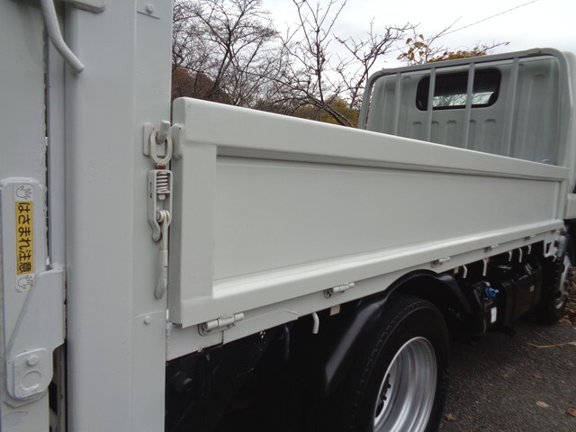 日産アトラス平ボディ小型（2t・3t）[写真19]