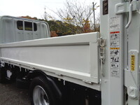 日産アトラス平ボディ小型（2t・3t）[写真21]