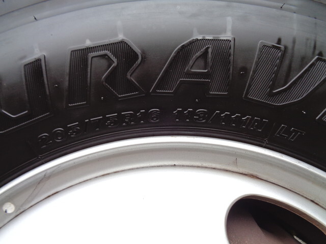 日産アトラス平ボディ小型（2t・3t）[写真28]