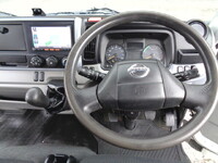 日産アトラス平ボディ小型（2t・3t）[写真36]