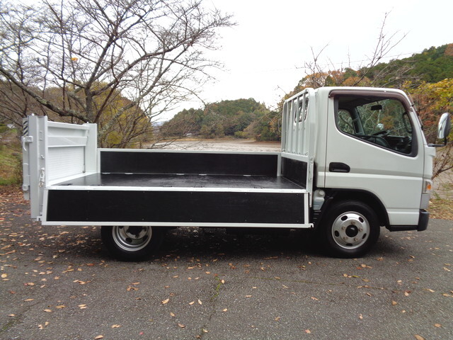 日産アトラス平ボディ小型（2t・3t）[写真05]