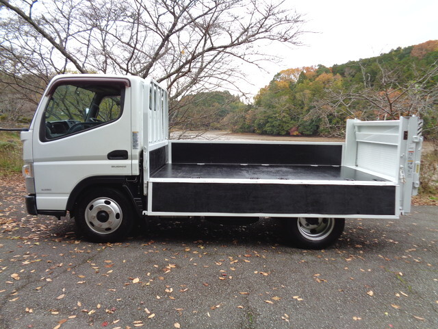 日産アトラス平ボディ小型（2t・3t）[写真07]