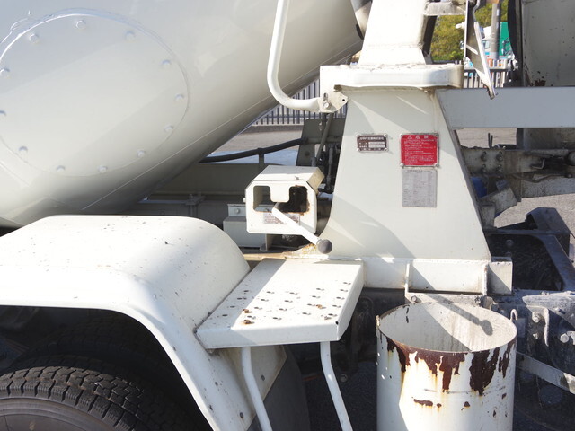 日野レンジャーミキサー車（コンクリートミキサー）中型（4t）[写真13]