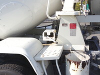 日野レンジャーミキサー車（コンクリートミキサー）中型（4t）[写真14]