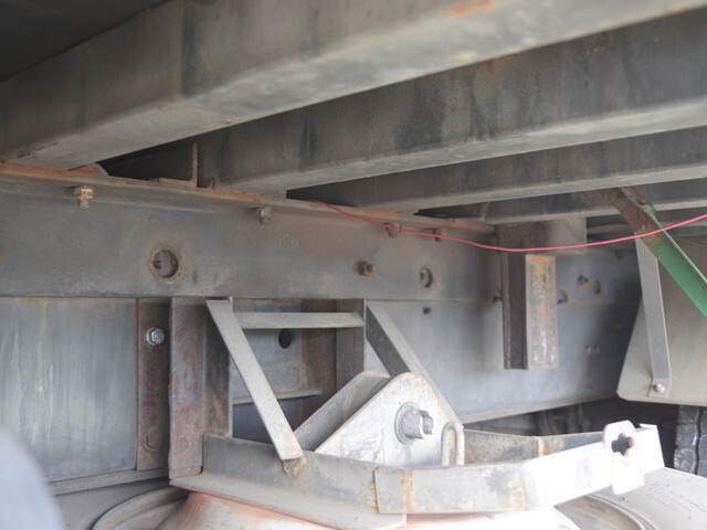 UDトラックスその他の車種セルフローダー大型（10t）[写真08]