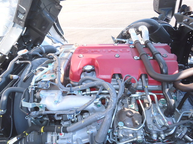 日野レンジャーコンテナ専用車増トン（6t・8t）[写真12]