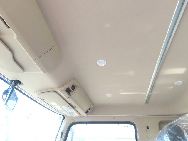 日野レンジャーコンテナ専用車増トン（6t・8t）[写真16]