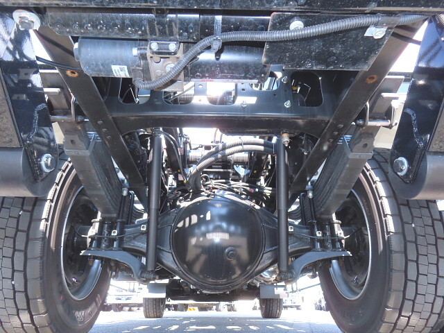 日野レンジャーコンテナ専用車増トン（6t・8t）[写真09]