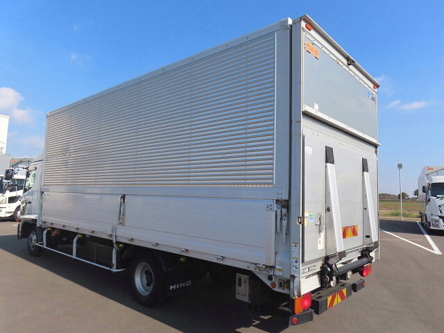 日野レンジャーアルミウイング中型（4t）[写真04]