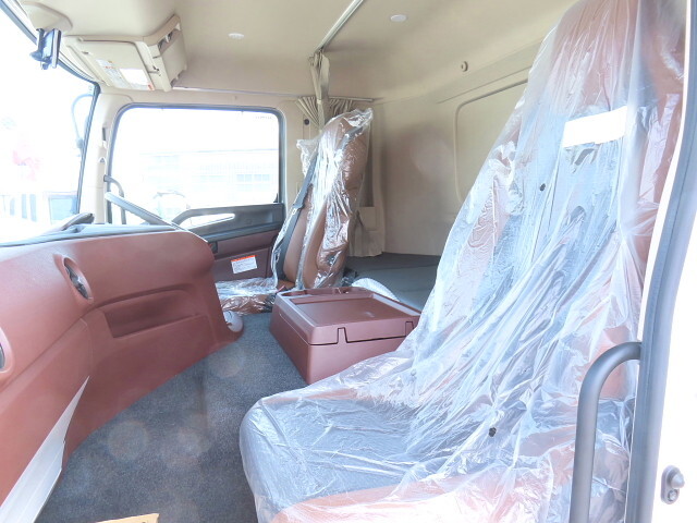 日野プロフィアアルミブロック大型（10t）[写真16]