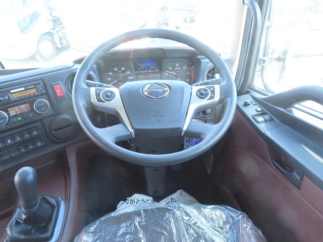 日野プロフィアアルミブロック大型（10t）[写真18]