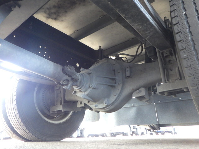 日野デュトロ冷凍車（冷蔵車）小型（2t・3t）[写真10]