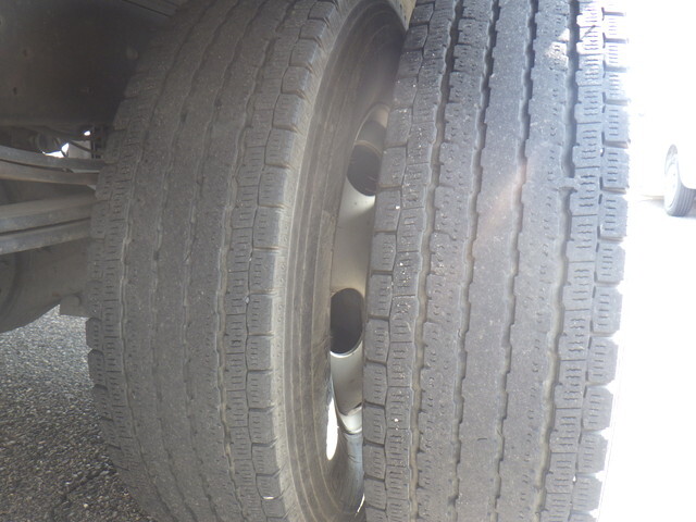 日野デュトロ冷凍車（冷蔵車）小型（2t・3t）[写真34]