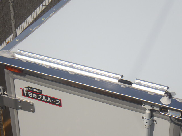 日野デュトロ冷凍車（冷蔵車）小型（2t・3t）[写真38]