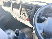 いすゞエルフアルミバン小型（2t・3t）[写真11]