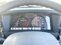 いすゞエルフアルミバン小型（2t・3t）[写真12]