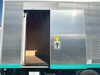 いすゞエルフアルミバン小型（2t・3t）[写真36]