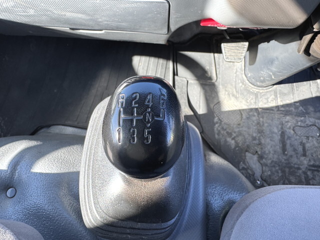 いすゞエルフアルミバン小型（2t・3t）[写真36]