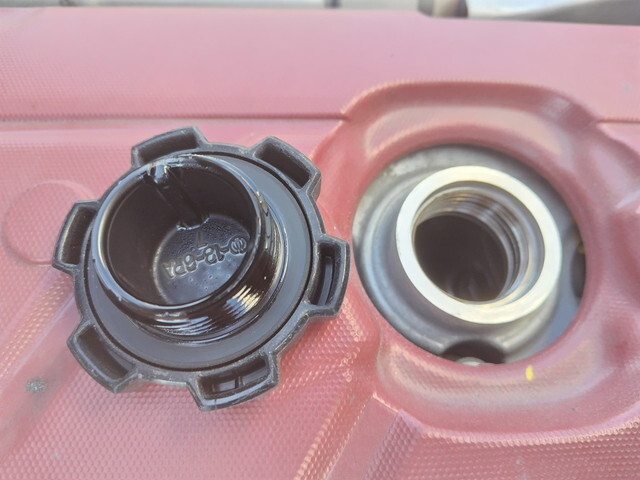 日野デュトロパッカー車（塵芥車）小型（2t・3t）[写真13]