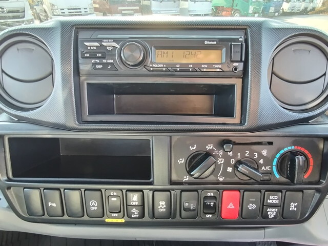 日野デュトロパッカー車（塵芥車）小型（2t・3t）[写真26]