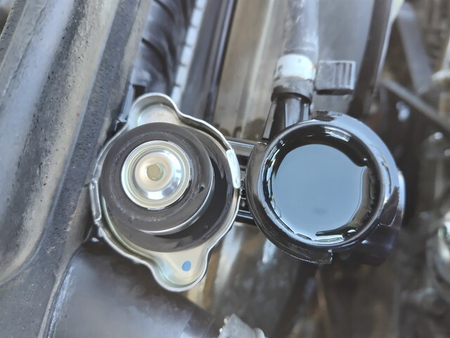 いすゞエルフコンテナ専用車小型（2t・3t）[写真14]