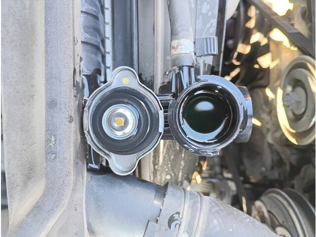 いすゞエルフクレーン4段小型（2t・3t）[写真13]