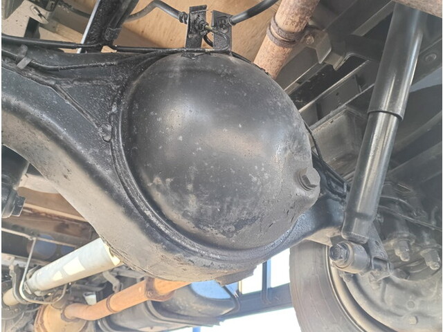 いすゞエルフクレーン4段小型（2t・3t）[写真19]