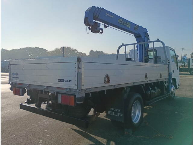 いすゞエルフクレーン4段小型（2t・3t）[写真06]