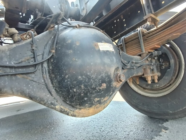 いすゞフォワードコンテナ専用車中型（4t）[写真20]