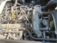 三菱ふそうキャンターアルミバン小型（2t・3t）[写真15]