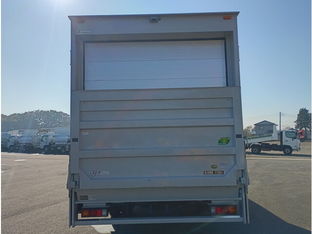 三菱ふそうキャンターアルミバン小型（2t・3t）[写真05]