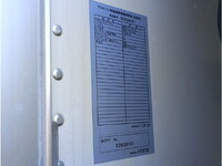 三菱ふそうキャンターアルミバン小型（2t・3t）[写真09]