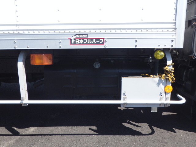 日野デュトロパネルバン小型（2t・3t）[写真20]