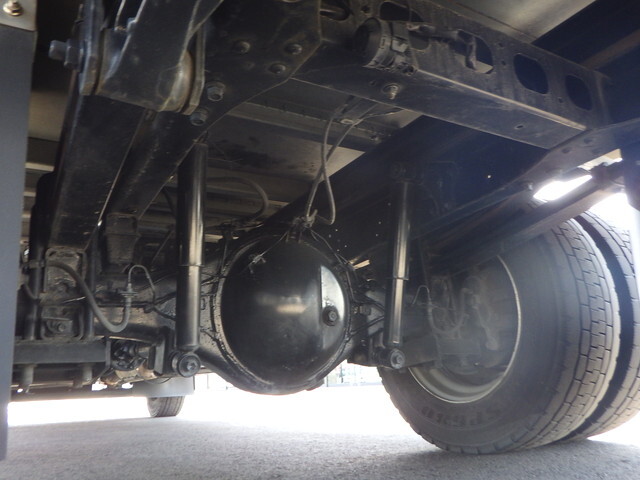 日野デュトロパネルバン小型（2t・3t）[写真24]