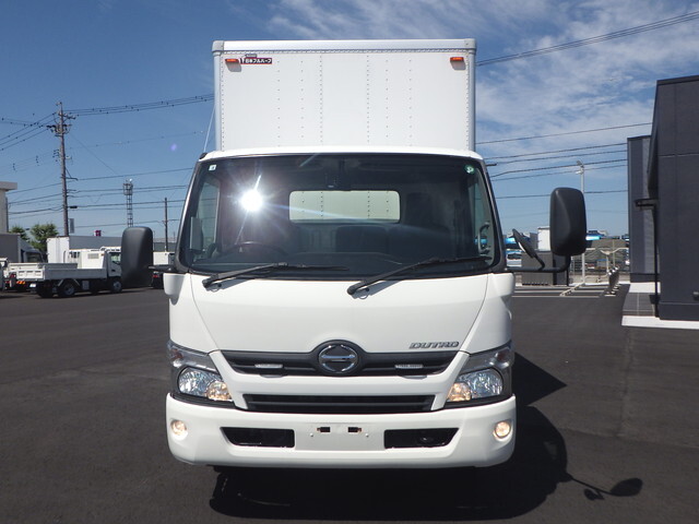 日野デュトロパネルバン小型（2t・3t）[写真03]