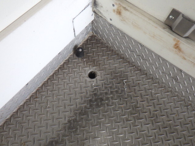 日野デュトロパネルバン小型（2t・3t）[写真37]