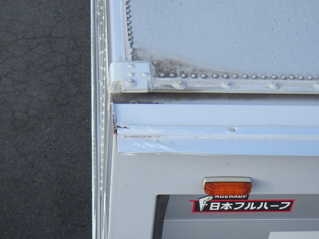 日野デュトロパネルバン小型（2t・3t）[写真39]