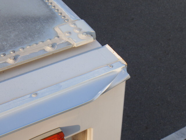 日野デュトロパネルバン小型（2t・3t）[写真40]