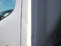 日野デュトロパネルバン小型（2t・3t）[写真09]